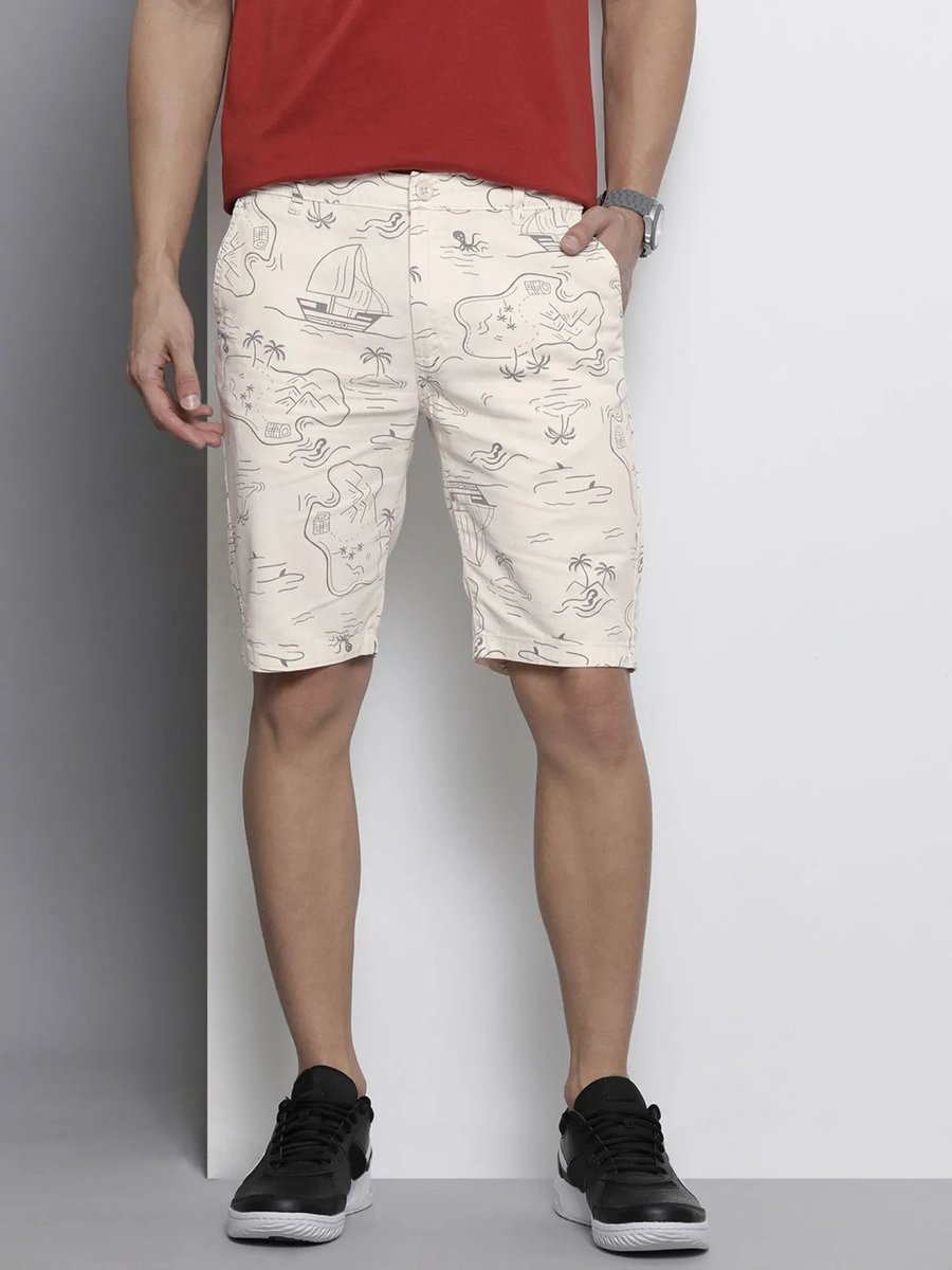 Men Cream Slim Fit Printed Mid Rise Shorts