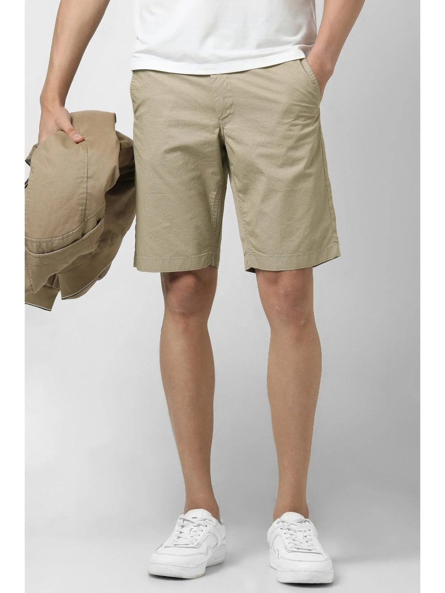 Brown Men S Regular Fit Solid Mid Rise Shorts