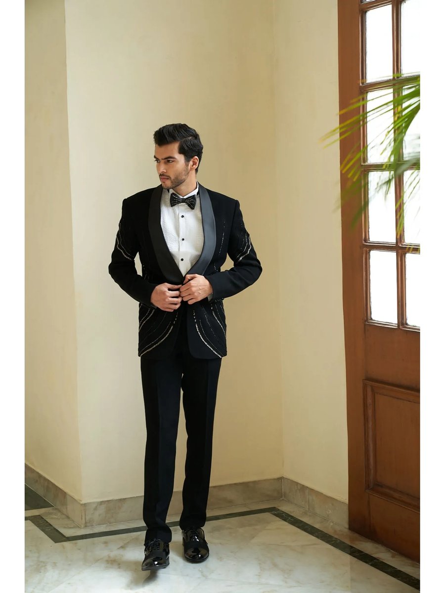 Contrast By Parth Soul Black Tuxedo Set Of 4