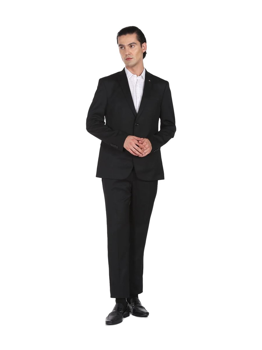 Men Black Tailored Regular Fit Solid Two Piece Suit