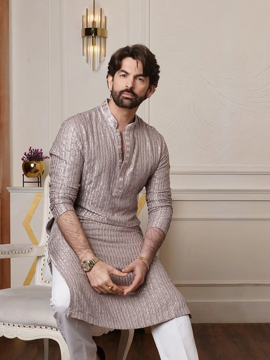 Yoke Design Front Open Mid Kurta