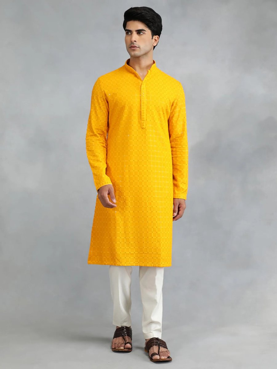 Men Yellow Embroidered And Sequins Kurta
