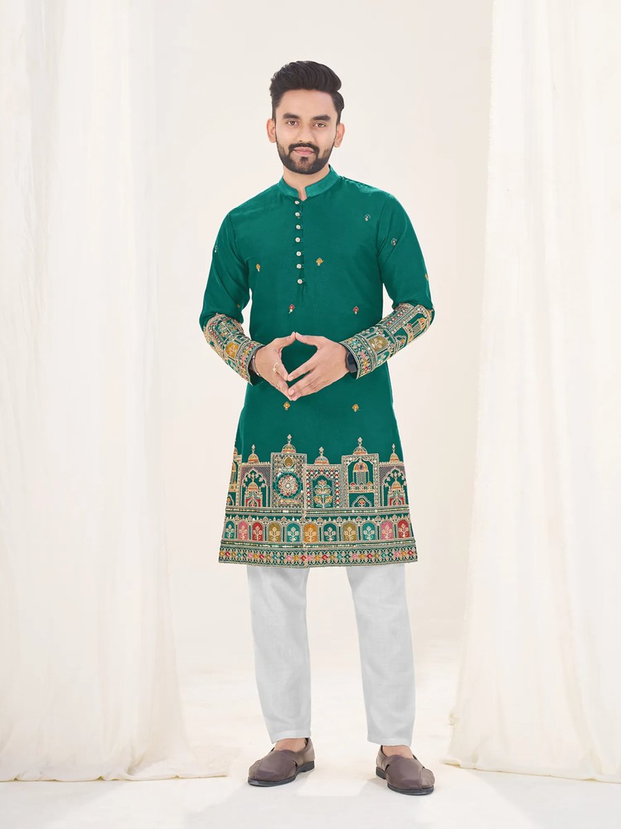 Floral Embroidered Straight Kurta