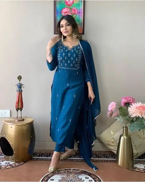 Women Embroidered Straight Kurta Suit Set