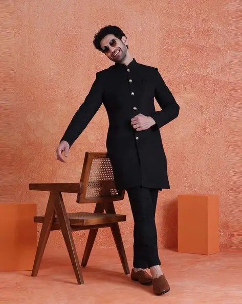 Black Men Regular Fit Sherwani Set With Button Closure