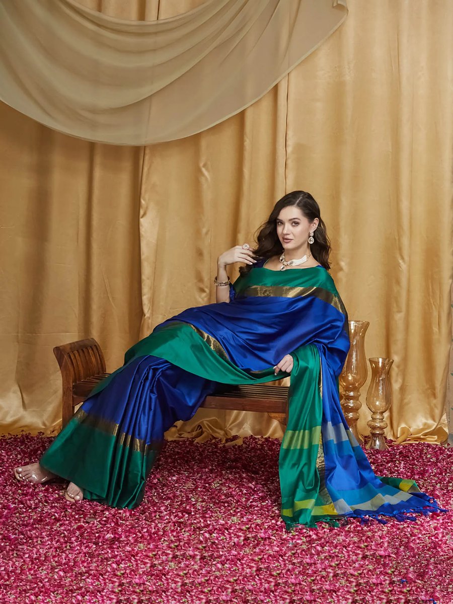 Silk Solid Print Saree With Blouse With Unstitched