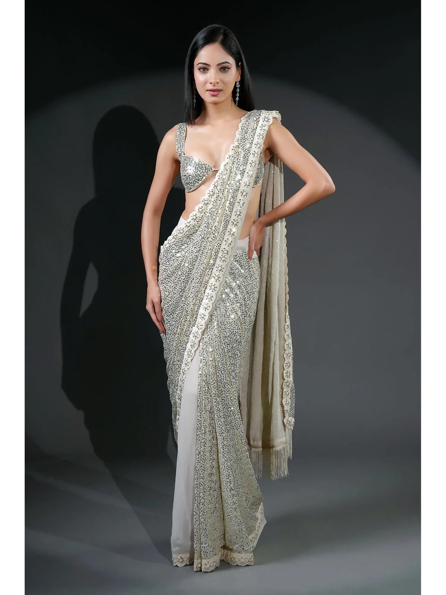 Georgette Mauve Embellished Saree With Unstitched Blouse