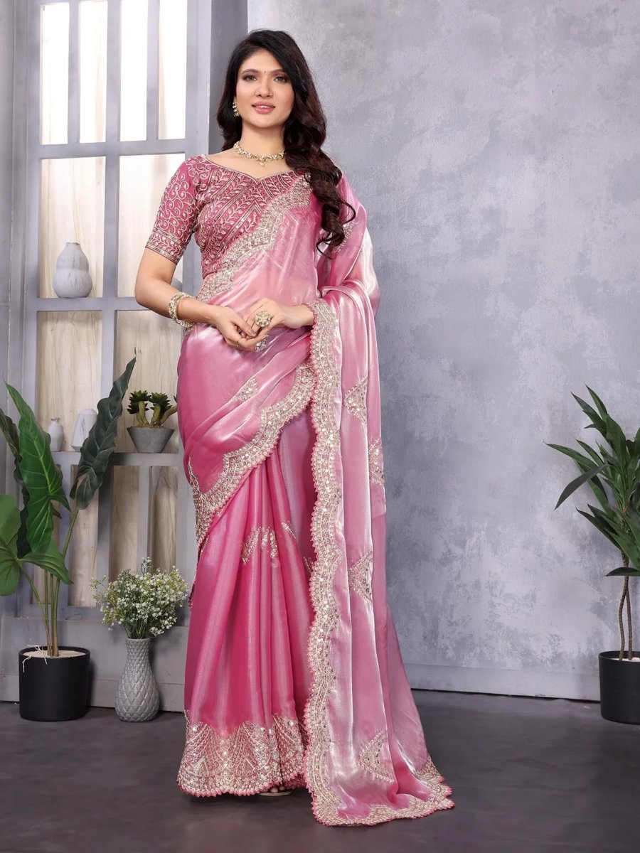 Women Pink Georgette Saree With Unstitched Blouse