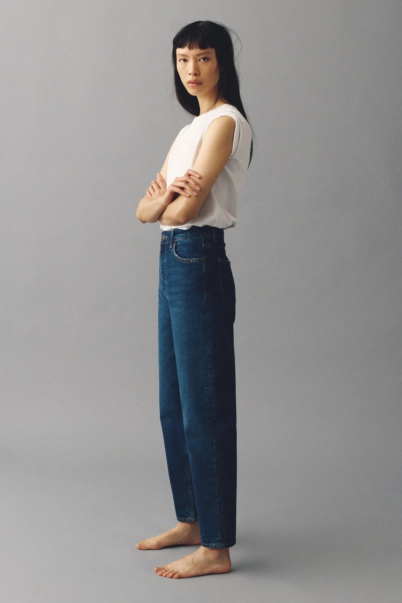 Women Blue Slim Fit Mom High Ankle Jeans
